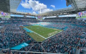 巴拿马球员,深情拥抱亨,偶像的力量,九游登录入口,九游平台,九游注册网址,九游app,九游官网,九游网站,九游网页版