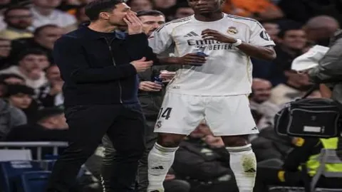 激情对决！曼联VS曼城一线阵容：哈兰德领衔，塞梅尼奥、B费、梅努巅峰对决，精彩不容错过！