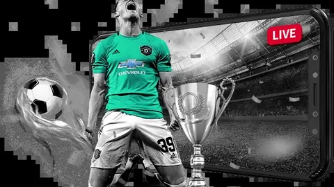 国足对日之战因观众骚动中断，澎湃新闻实时报道